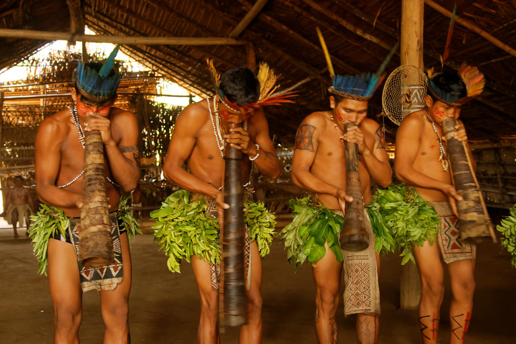 Amérindiens Tupé Amazonie Brésil voyage