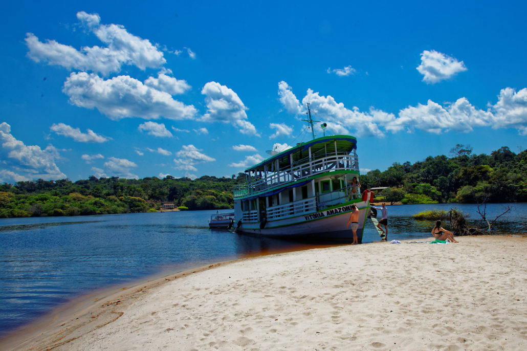 Bateau régional Amazonie Brésil voyage